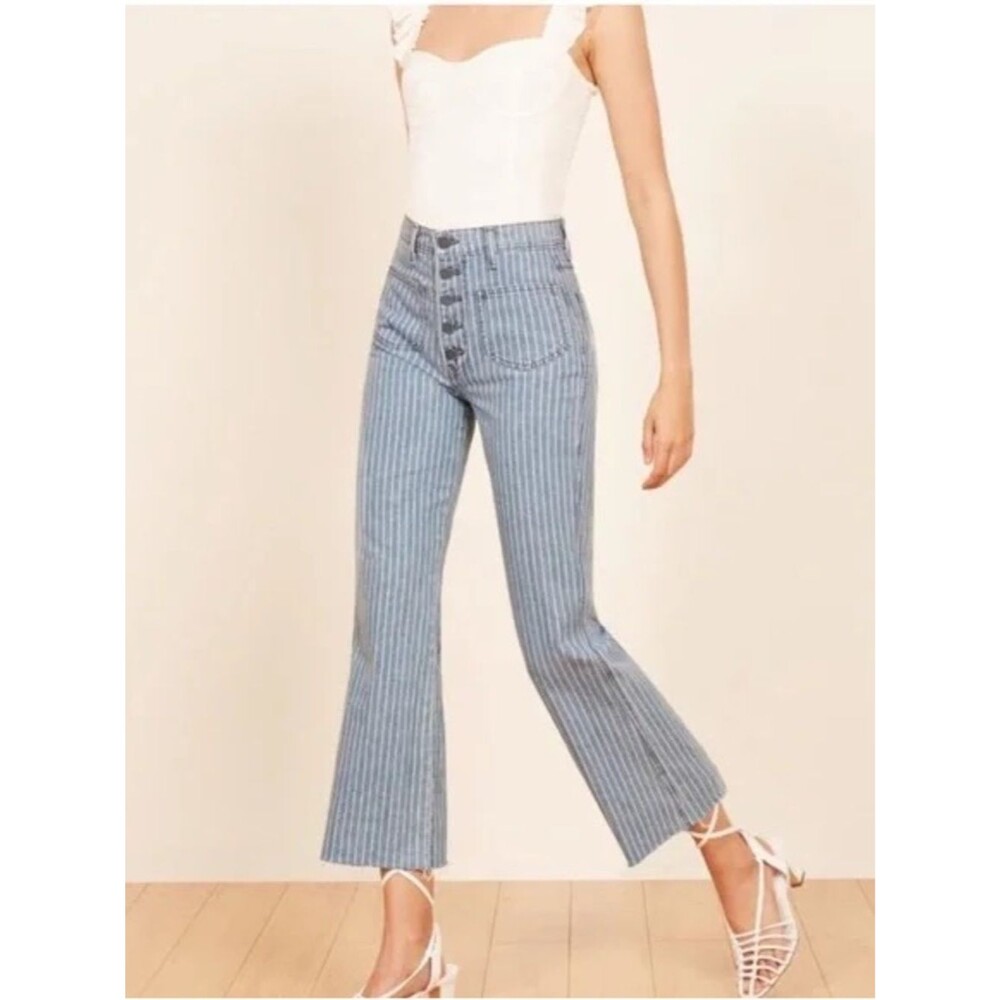 Reformation McGraw Crop Jean in Trinidad Wash